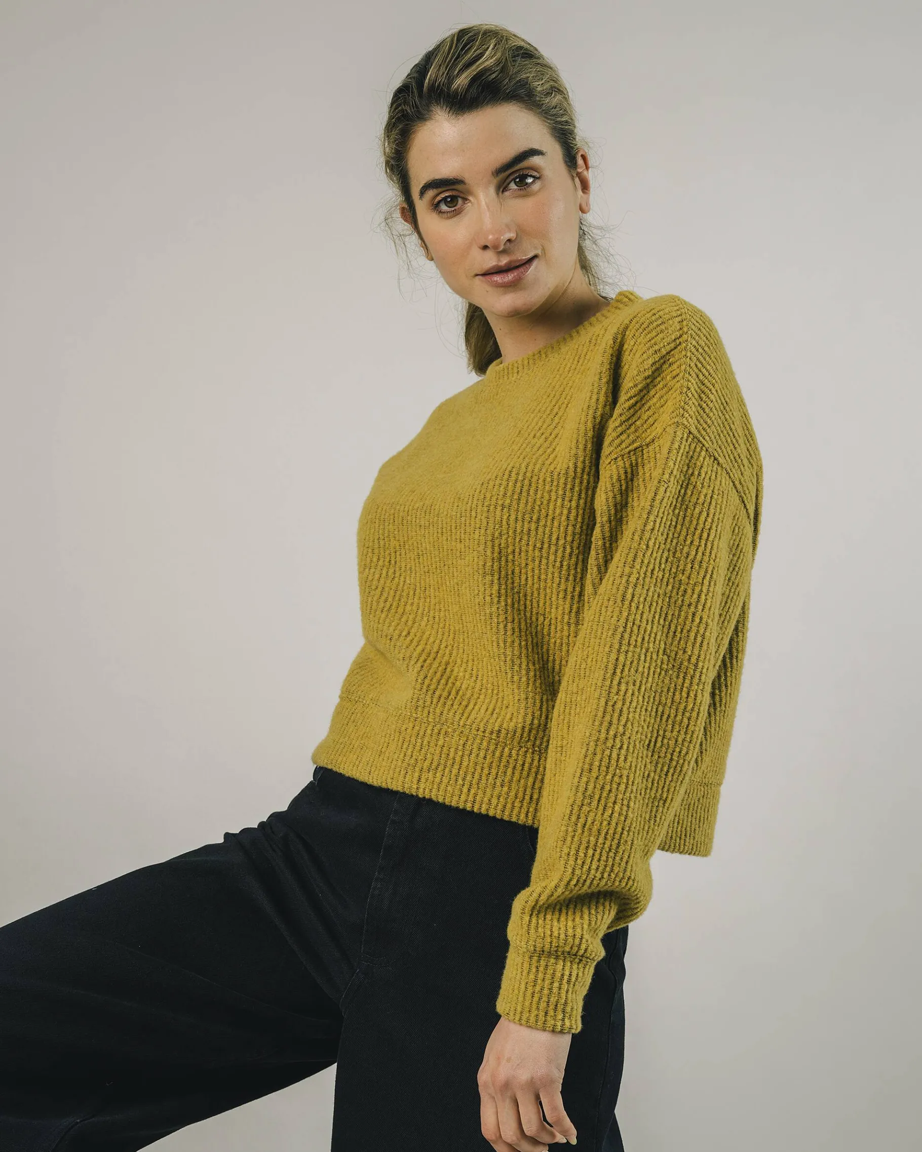 cropped_pullover_mustard_4.webp Cropped Pullover Mustard-Brava Fabrics New