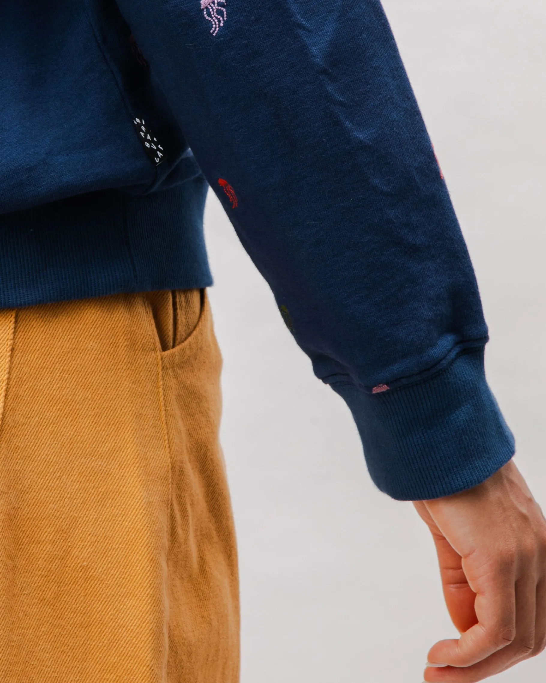 jellyfish_raglan_baumwollsweatshirt_marine_5.webp Jellyfish Raglan Baumwoll-Sweatshirt Marine-Brava Fabrics Cheap