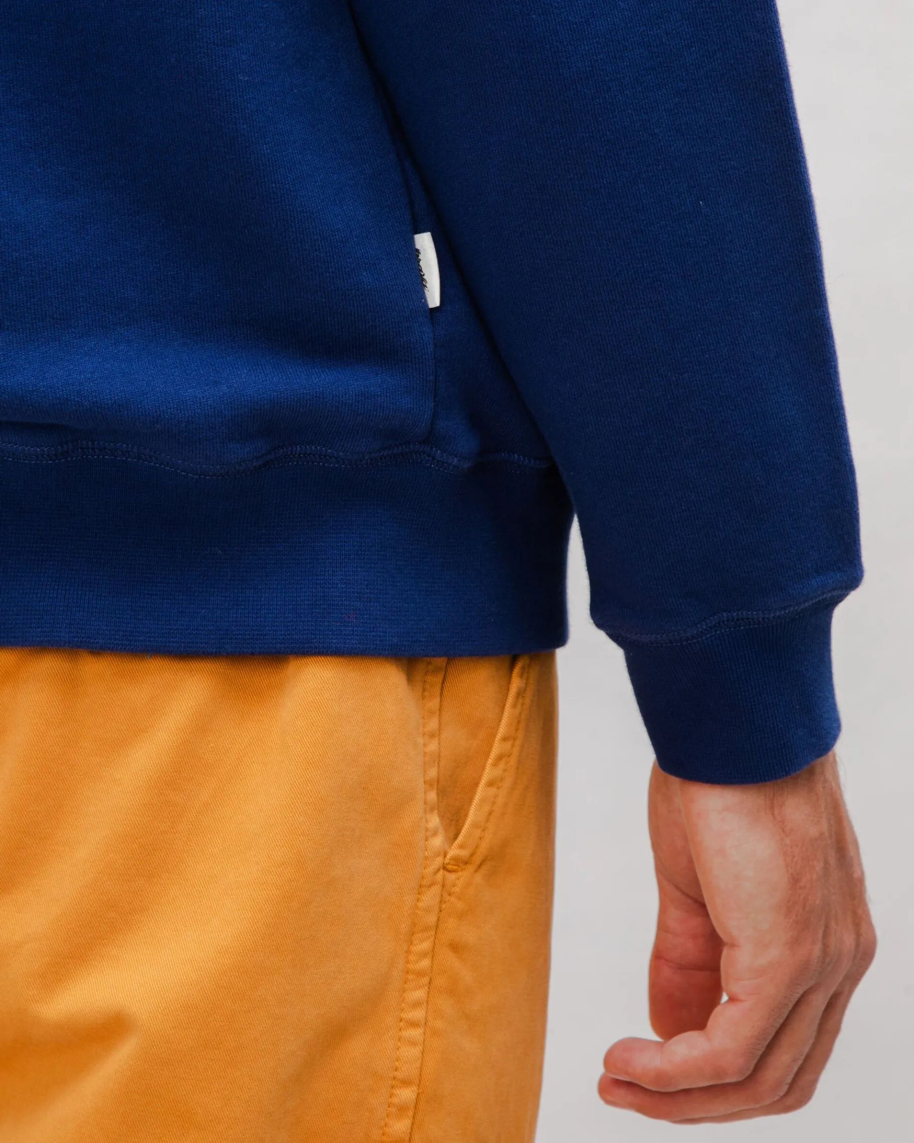 peanuts_woodstock_baumwollsweatshirt_marine_5.webp Peanuts Woodstock Baumwoll-Sweatshirt Marine-Brava Fabrics Fashion